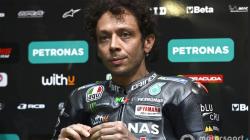 Waduh! Valentino Rossi Bikin Kesalahan Bodoh saat Debut di GT World Challenge 2022