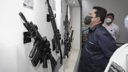 Erick Thohir Cek Tank, Senjata hingga Motor Listrik Buatan Pindad