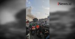 Detik-Detik Kebakaran Besar di Tanah Abang, Asap Tebal Terlihat dari Jarak 2 Km