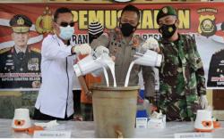 Polres Muratara Buang Sabu Seharga Rp1 Miliar ke Dalam Septic Tank