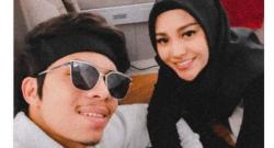 Aurel Pakai Hijab Hitam, Atta Halilintar Bengong: Cantik Banget Istri Saya