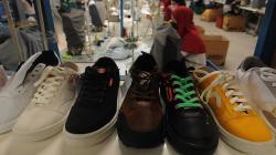 Kok Bisa, Pabrik Sepatu di Majalengka Tetap Beroperasi Normal saat PPKM Darurat<