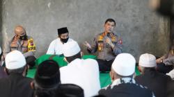 Tim Divhumas Polri Ingatkan Santri akan Bahaya Radikalisme di Kalangan Remaja