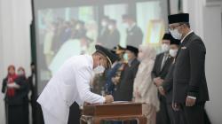 Gubernur Jawa Barat Ridwan Kamil Lantik Dua Kepala Daerah