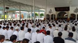 Ratusan Napi dan Petugas Lapas Padang Salat Gaib untuk Awak KRI Nanggala 402<