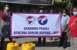 Warga Korban Badai Seroja Senang Dapat Bantuan 1 Ton Beras dari Gerkindo