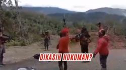 KKB Rekam Aksi Biadab saat Tembaki Warga, Korban Kejang-Kejang saat Sekarat