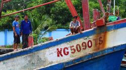 KKP Tangkap Kapal Ikan Ilegal Berbendera Vietnam