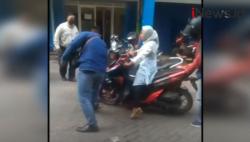 Video Viral Debt Collector Ambil Paksa Motor yang Masih Dikendarai