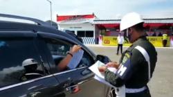 Sudah Sampai Garut Disekat Petugas, Sejumlah Kendaraan Pemudik Terpaksa Putar Balik<
