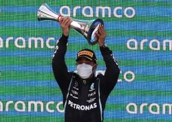 Salip Max Verstappen di 6 Lap Akhir, Lewis Hamilton Juara F1 GP Spanyol 2021
