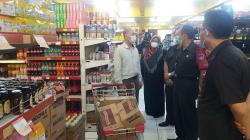 Plt Wali Kota Cimahi Ngatiyana Minta Pengelola Toko Modern Ganti Kaleng Penyok<