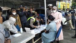 Terjaring di Pos Penyekatan KBB, Pemudik Asal Jakarta dan Sukabumi Positif Covid-19