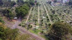Cegah Lonjakan Covid-19, Pemkot Jaksel Larang Ziarah Kubur 