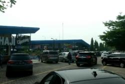Video Hari Pertama usai Larangan Mudik, Arus Lalin Tol Cipali Ramai Lancar
