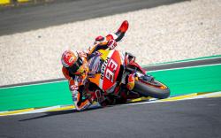 Terlalu Ceroboh, Ini Penyebab Marc Marquez Jatuh di MotoGP Catalunya