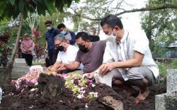 8 Tahun Idap Alzheimer, Ibu Mertua Artis Mona Ratuliu Meninggal Dunia 