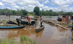 Cerita Rakyat Kalimantan Terpopuler: Penunggu Sungai Kapuas <