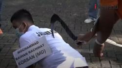 Video Rekonstruksi Kasus Pembunuhan akibat Kalah Bermain Bola di Kalideres Jakbar