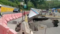 Tanah Ambles di Lokasi Jalan Proyek Kereta Cepat Padalarang-Purwakarta<