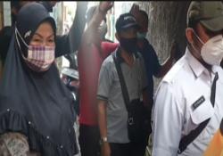 Video 4 Warga Alami Demam Tinggi dan Pusing Usai Jalani Vaksin Covid-19