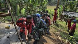 Gotong Royong Bangun 1.000 Jembatan Gantung untuk Indonesia