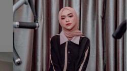 Ria Ricis Ikut Kuliti Sapi Kurban, Ada yang Bobotnya Lebih dari 1 Ton!
