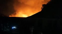 Kebakaran Pasar Tradisional Kota Pinang, 120 Kios Hangus