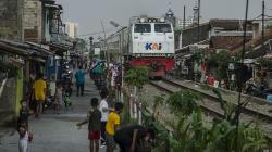 Proyek Double Track Dilanjutkan, Ratusan Bangunan di Kiaracondong Direlokasi 