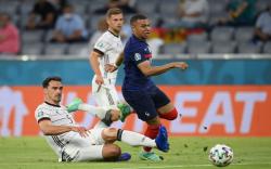 Gol Mbappe dan Benzema Dianulir, Prancis Menang Tipis atas Jerman