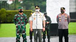 Anies Sebut Bansos DKI Disalurkan Besok 19 Juli