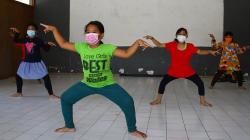 Mengisi Liburan Sekolah dengan Latihan Tari Kreasi