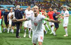 5 Pemain Ini Jadi Pahlawan di 16 Besar Euro 2020, Nomor 1 Minum Coca-Cola di Lapangan