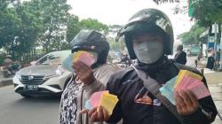 Diduga Kertas Togel Berserakan di Depan Gedung Sate Bandung, koq Bisa<