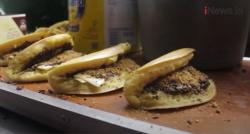 Video Martabak Piring Jadi Salah Satu Kuliner Favorit di Medan