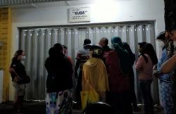 Heboh, Warga Rembang Serbu Toko Obat, Tukang Parkir Kewalahan 