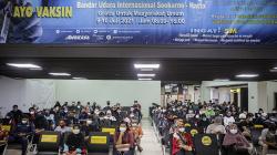 TNI AU Gelar Serbuan Vaksinasi, 5.000 Dosis Disiapkan untuk Petugas Bandara