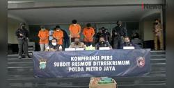 Video Polda Metro Jaya Berhasil Ungkap Jual Beli Surat Antigen dan PCR Palsu