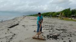 Duh, Pantai Mutiara Baru Lampung Timur Tercemar Limbah Minyak