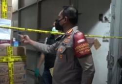 Video Polisi Bongkar Gudang Penimbunan Obat Pereda Gejala Covid-19 di Kalideres