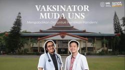 Begini Semangat Vaksinator Gugus Tugas Covid-19 UNS Solo saat Bertugas <