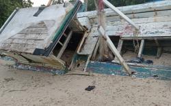 Ada Gelombang 6 Meter, Nelayan di Banten Diimbau Tak Melaut<