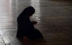 Doa Hari Pertama Haid dan Artinya, Ini Larangan Ibadah Selama Menstruasi