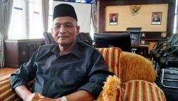 Bupati Nagan Raya Batalkan Pembelian Mobil Dinas Toyota Lexus Rp1,7 Miliar