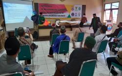 Warga Cibeureum Cimahi Dilatih Pemulasaraan Jenazah Pasien Covid-19