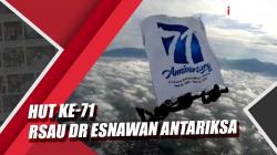 Video Aksi Terjun Payung TNI AU Bawa Bendera HUT Ke-71 RSAU dr Esnawan Antariksa