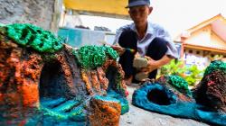 Usaha Miniatur Hiasan Akuarium Bertahan di Tengah Pandemi