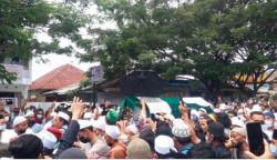 Ribuan Muslim Iringi Pemakaman Habib Saggaf Aljufri di Kompleks Masjid Alkhairaat Palu