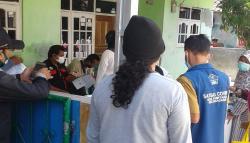 Warga Pasirtalaga Karawang Tuding Dana BST Disunat Aparat Desa