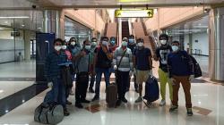 Usai Dikarantina di Batam, 12 WNA India Dipulangkan ke Negara Asalnya